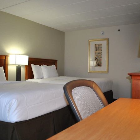 C3 Hotel And Convention Center Hastings Esterno foto
