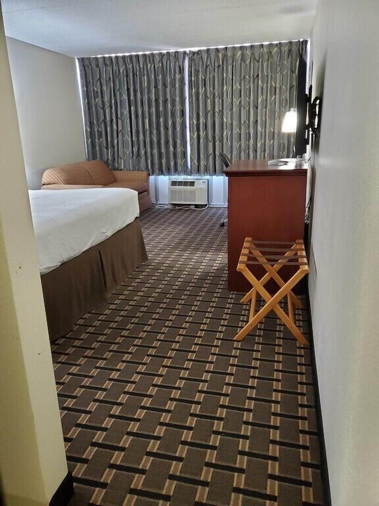 C3 Hotel And Convention Center Hastings Esterno foto