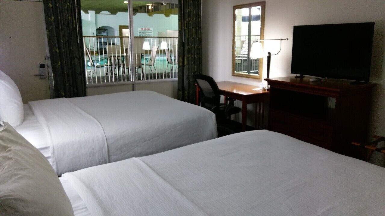 C3 Hotel And Convention Center Hastings Esterno foto