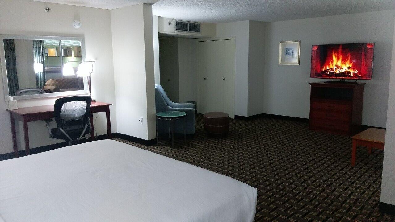 C3 Hotel And Convention Center Hastings Esterno foto