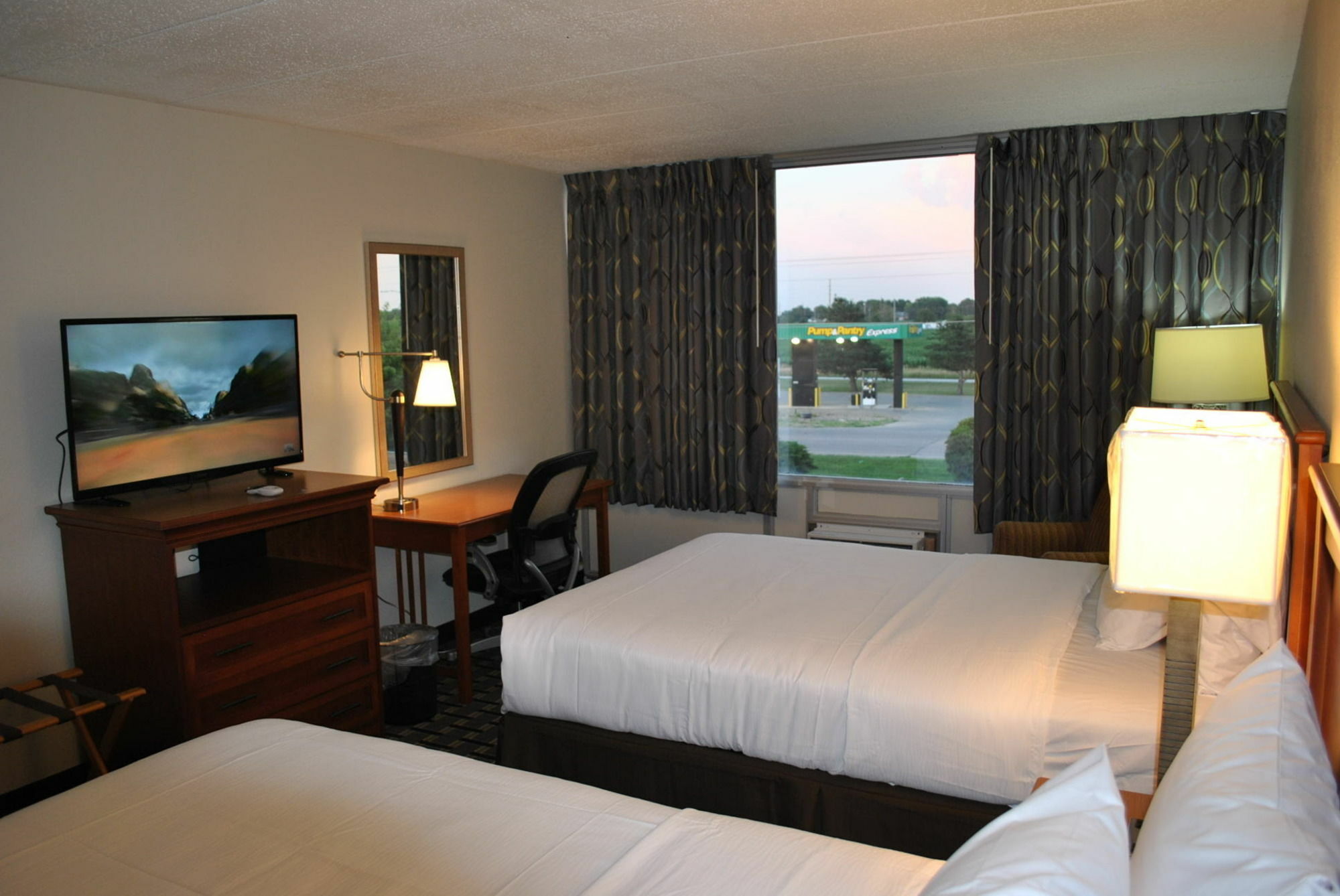 C3 Hotel And Convention Center Hastings Esterno foto